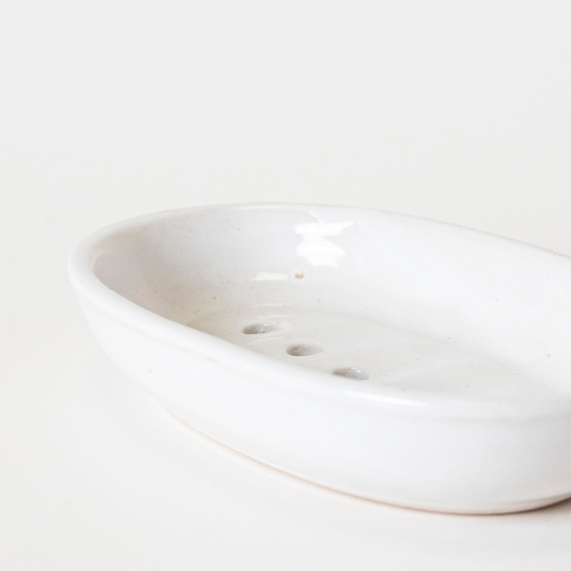 White Wave Soap Dish