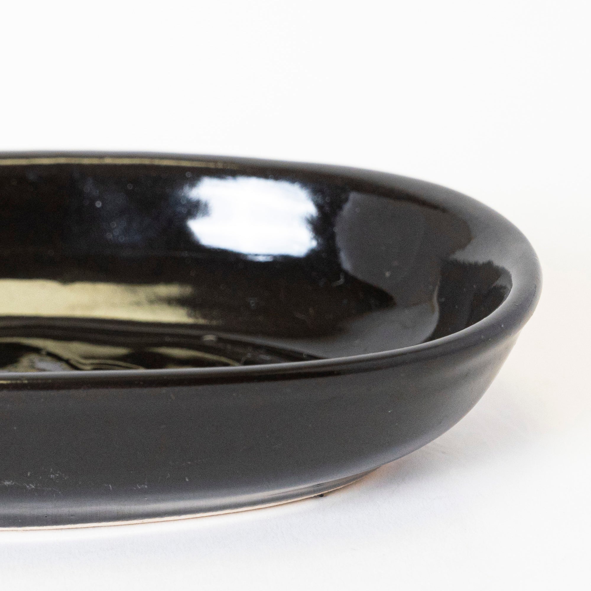 Monochrome Soap Dish