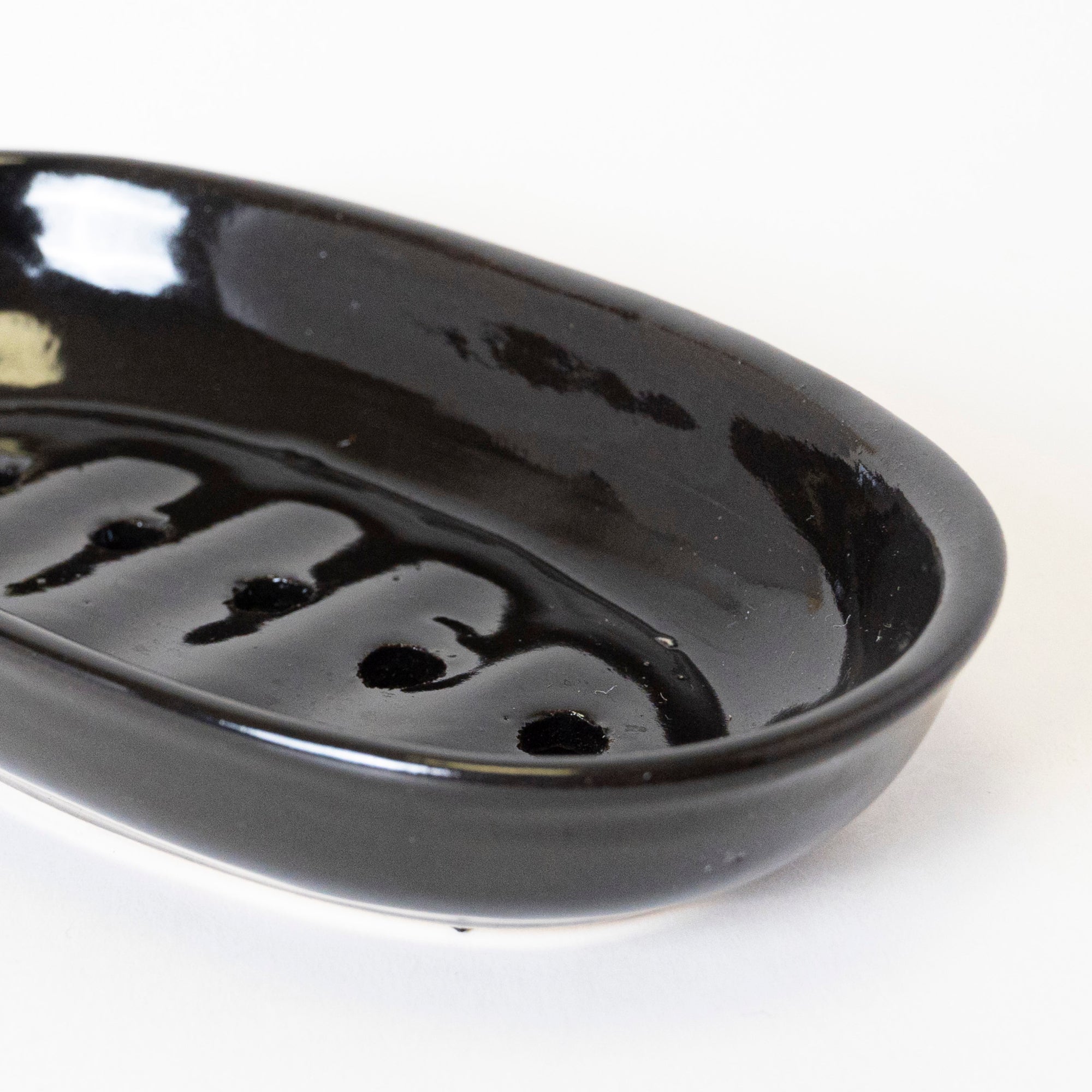 Monochrome Soap Dish