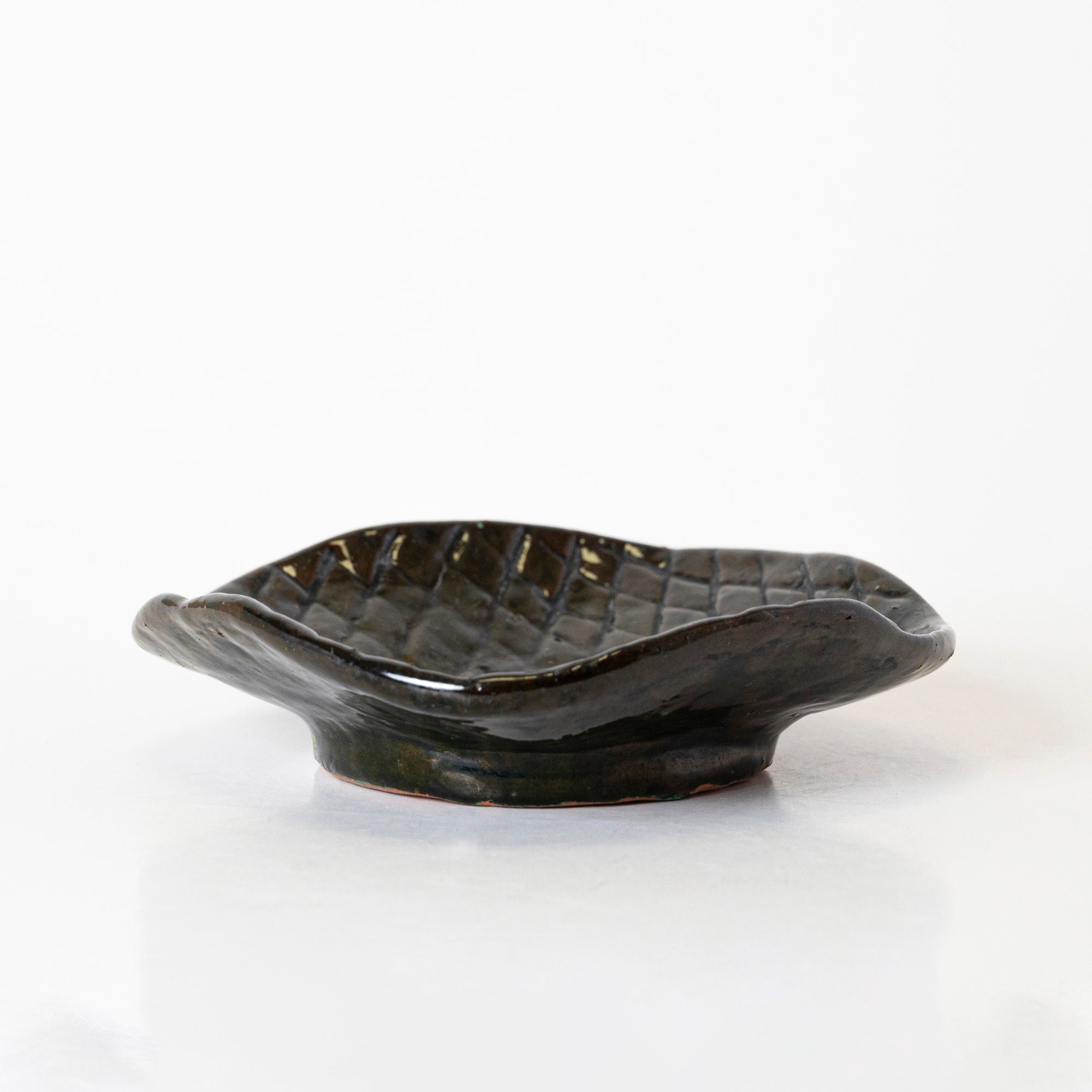 Black Ripple Soap Dish