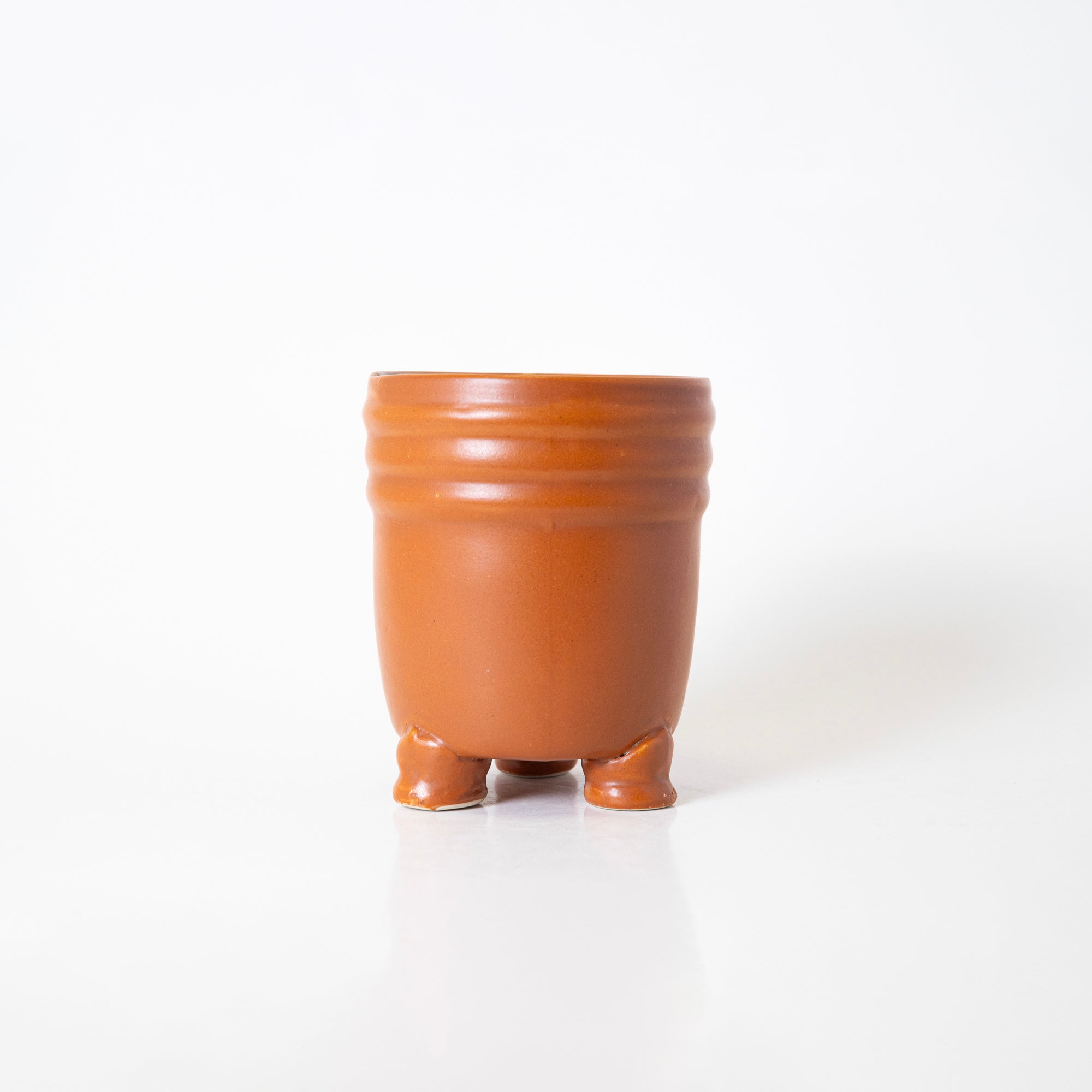 HESSONITE TRI LEGGED