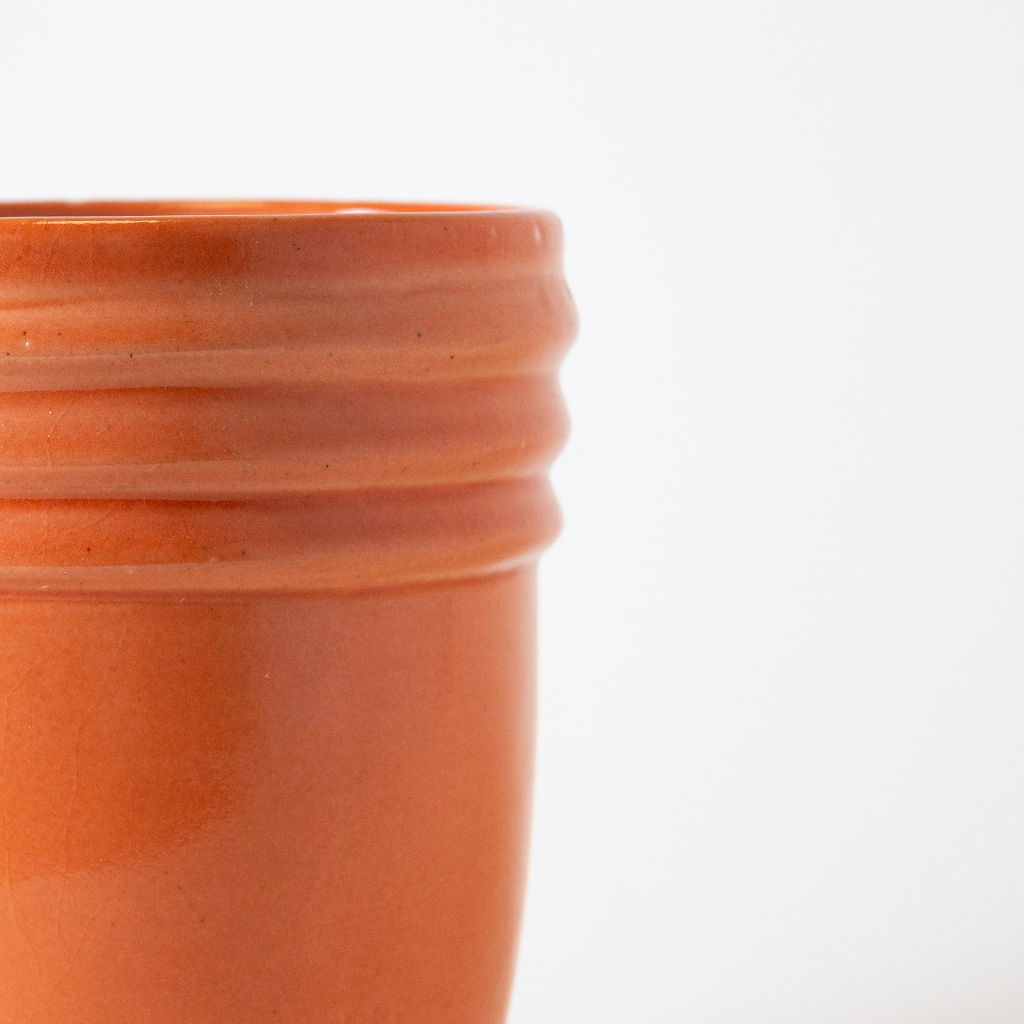 HESSONITE TRI LEGGED