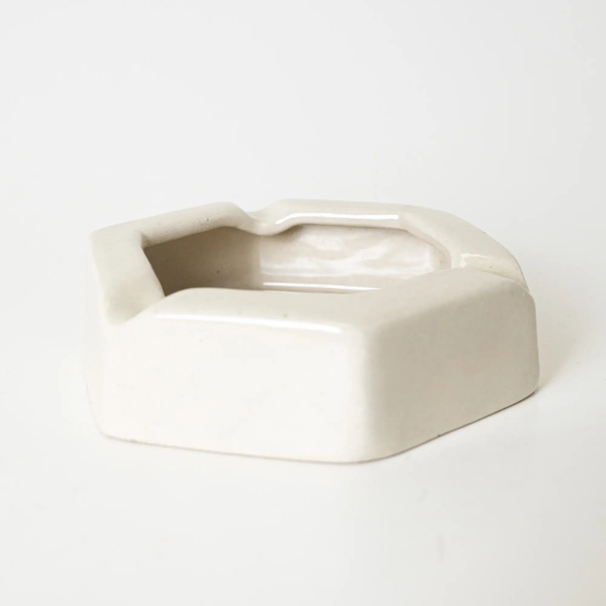 Pentagon Horizon Ashtray