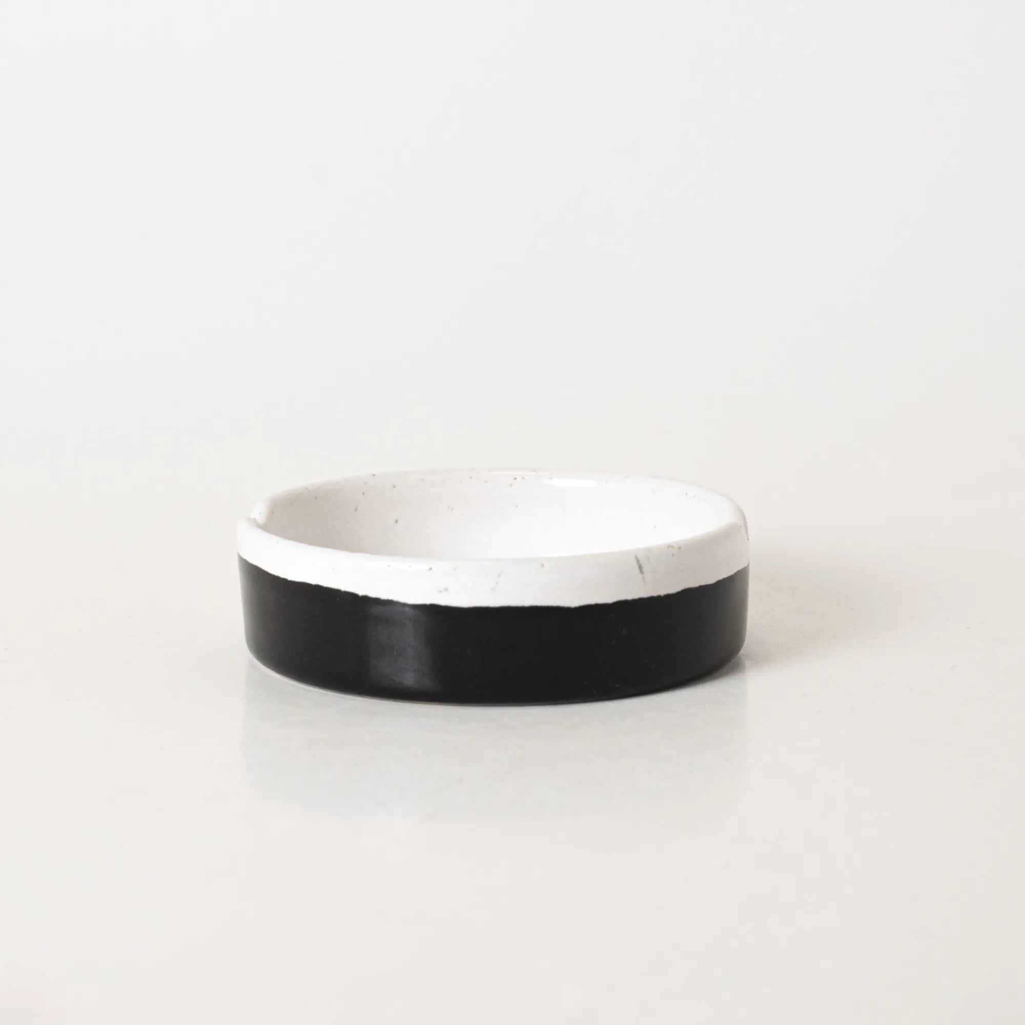 Charcoal Perimeter Ashtray