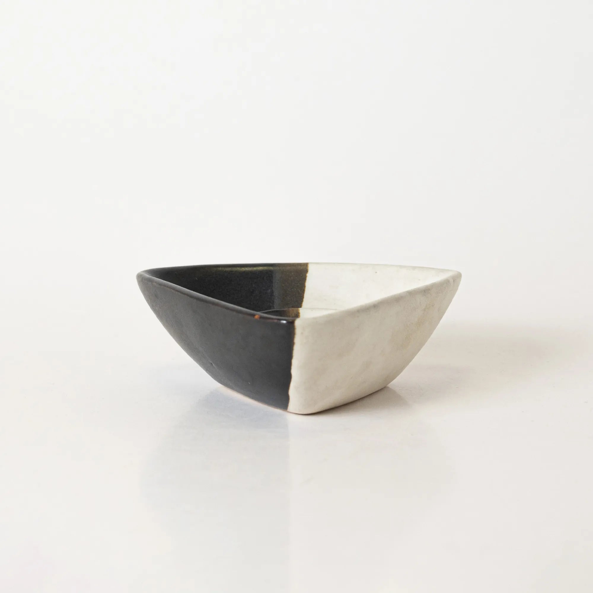 Classic Contradiction Ashtray