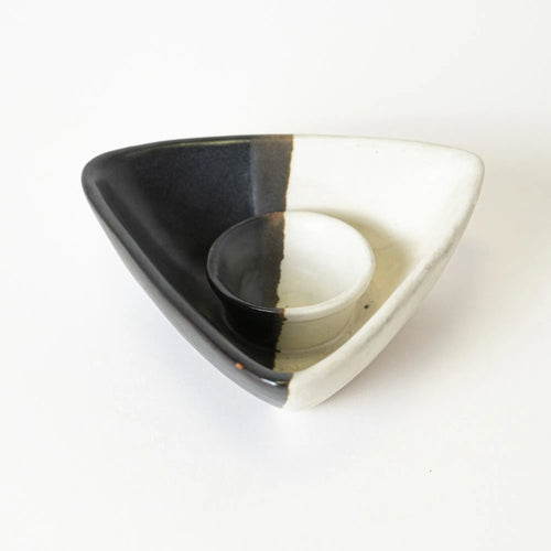 CLASSIC CONTRADICTION - Kalakriti