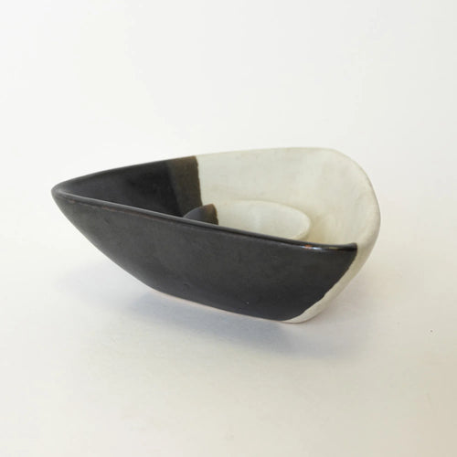 CLASSIC CONTRADICTION - Kalakriti