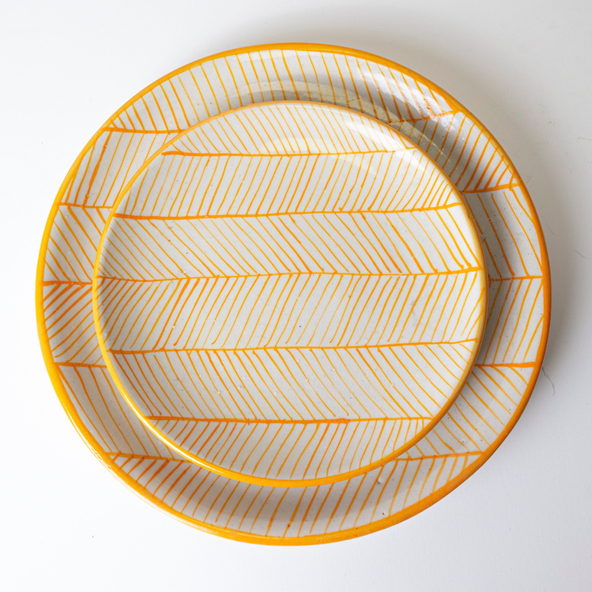 YELLOW SWIRL PLATE