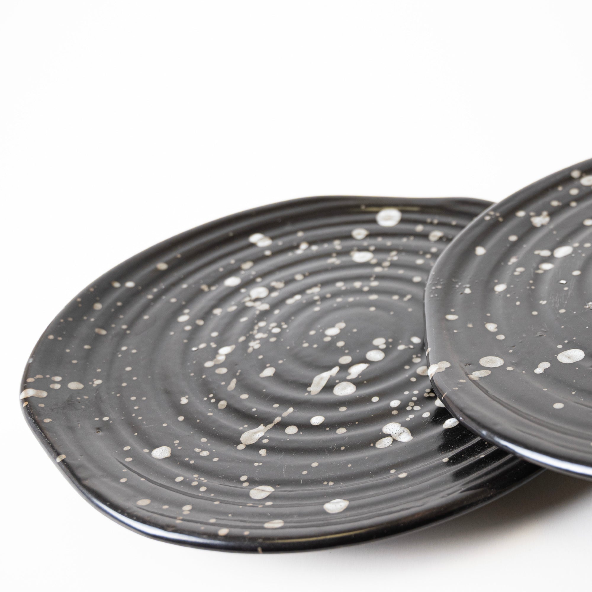 CONTRAST DRIZZLE PLATE