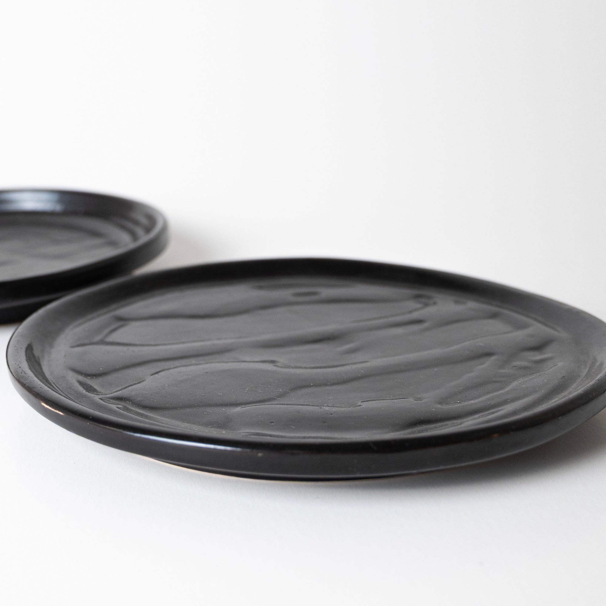 OBSIDIAN EDGE PLATE