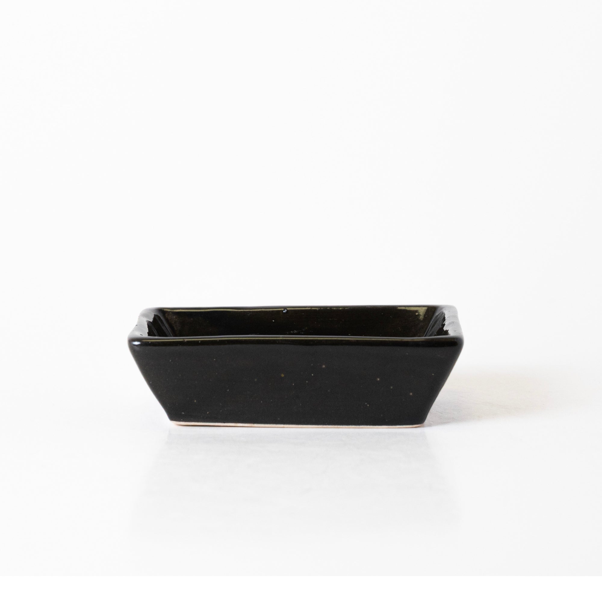 Gloss Noir Condiment