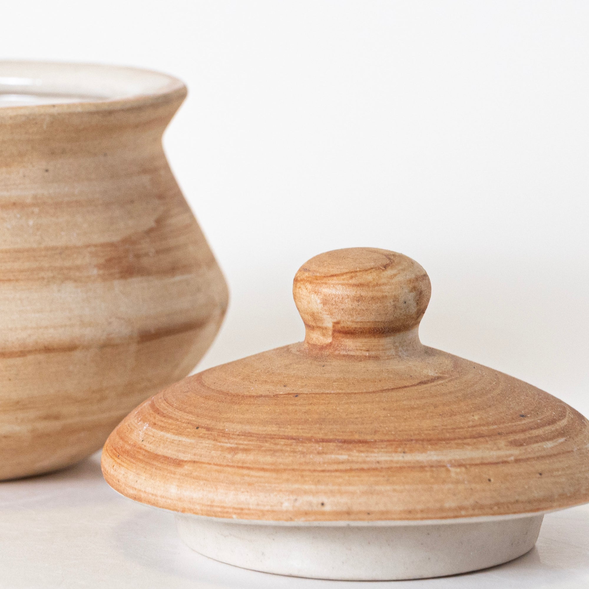 Cream & Brown Floral Handi