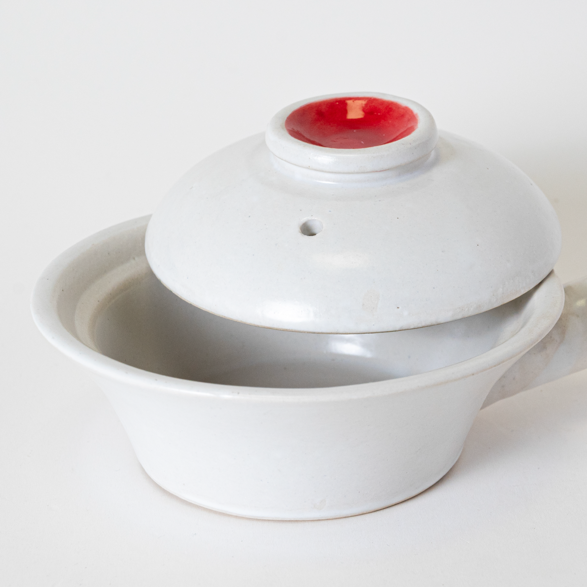 Red Lid Fondue Pot