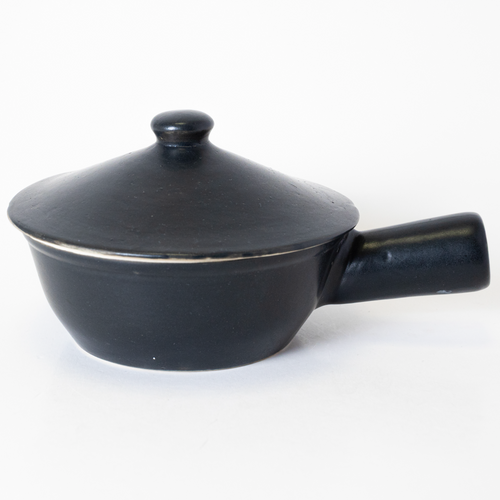 MONOCHROME POT - Kalakriti