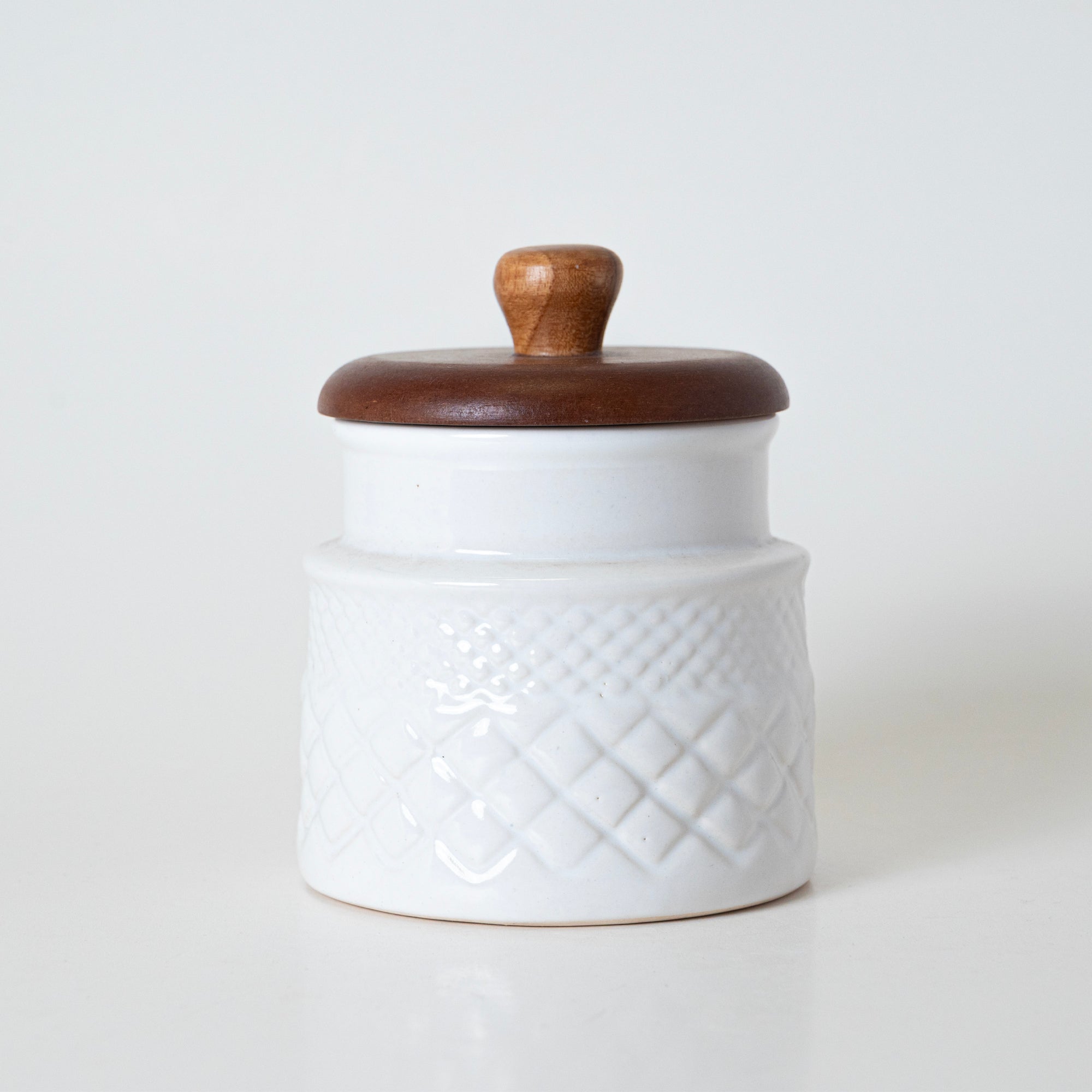 Snowy Timber Jar (400ml)