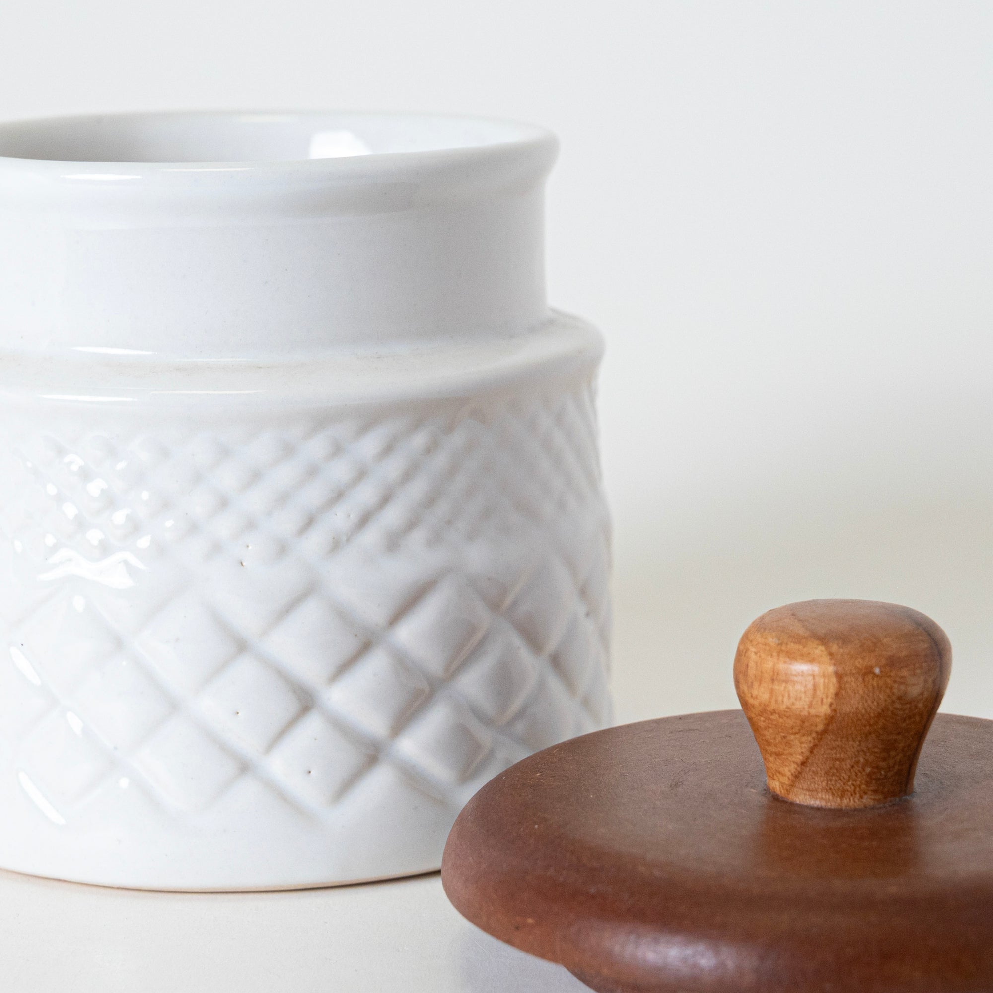 Snowy Timber Jar (400ml)